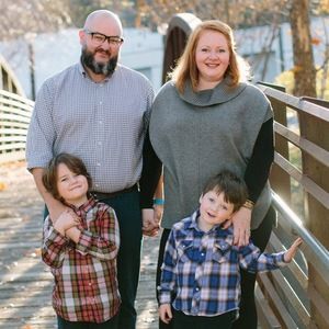 Meet your Posher, Grace l.p.